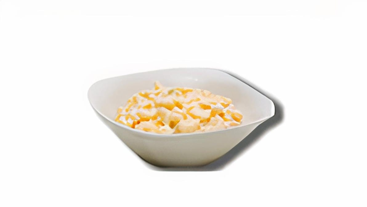 1/2 Lb Macaroni Salad.